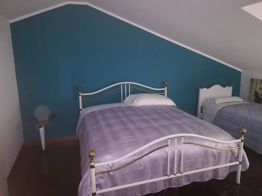 camera 1 letto matrimoniale + single bed