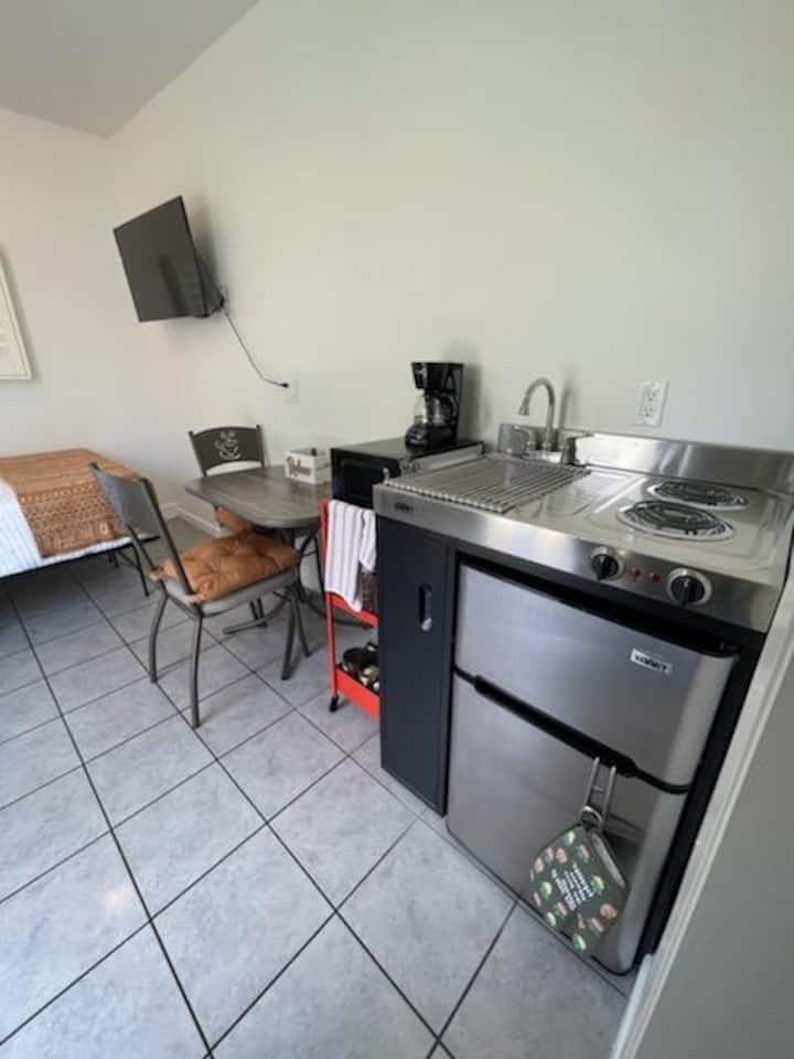 Simple Rest | Detached Studio Near Sofi - Inglewood, CA