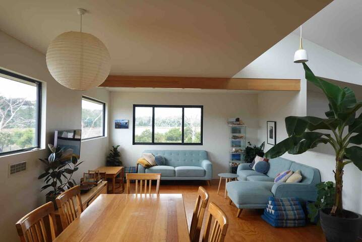 Beachside Family Surf Retreat gallery image 3