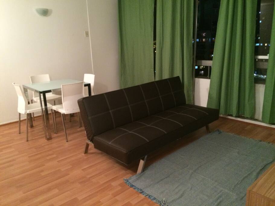 Sala de estar amplia