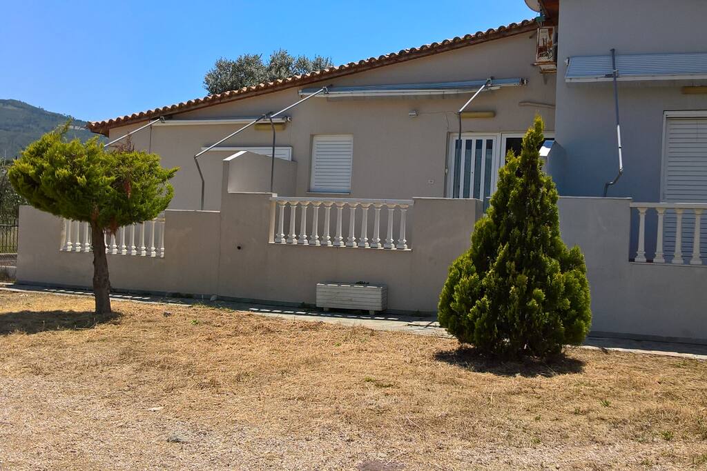 ΕΓΚΑΤΑΣΤΑΣΕΙΣ