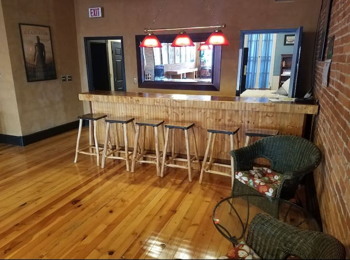 Gameroom in Galena Apartments for Rent in Galena, Illinois, United States