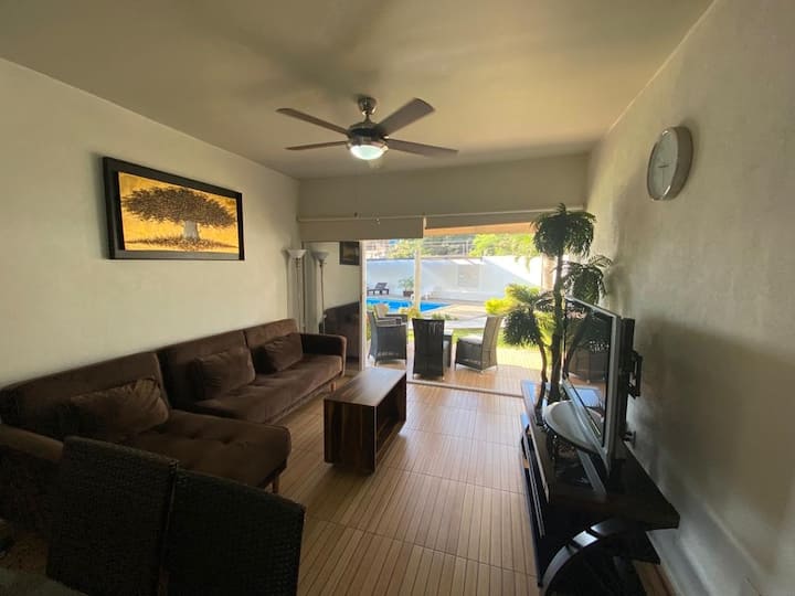 Bonito Depto. A 10 Min De Playa, Wifi, A/c, Cocina - Manzanillo