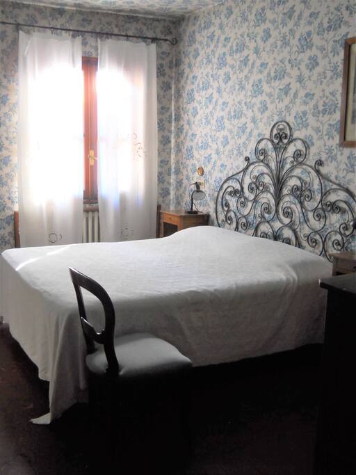 La stanza blu - The blue room
