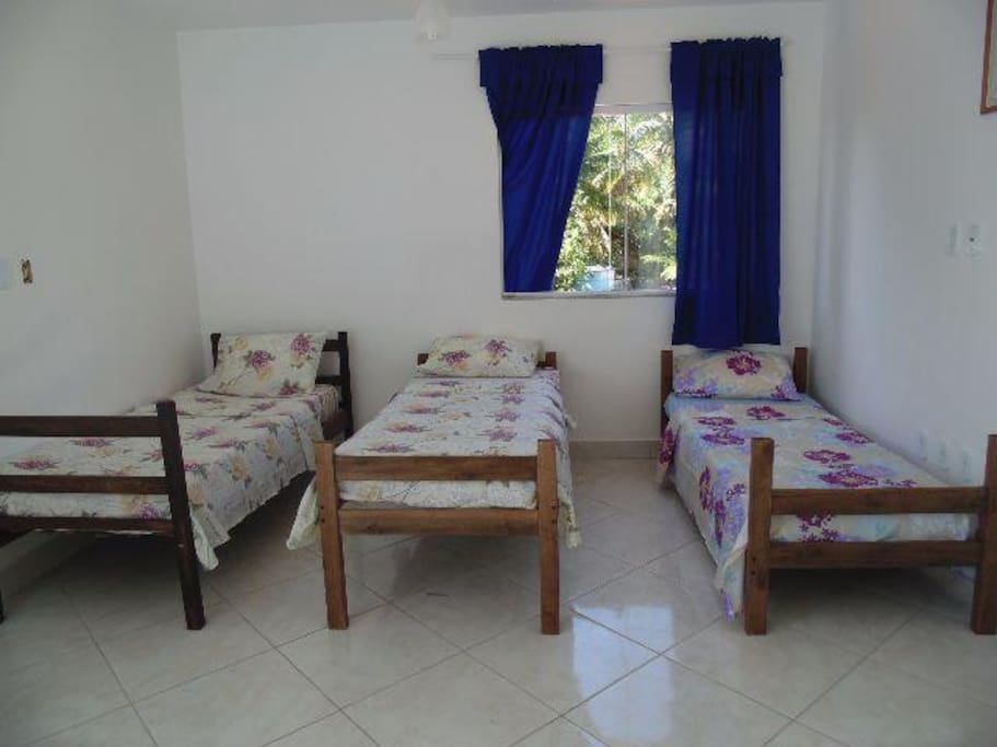 Quarto compartilhado, ideal para fazer novas amizades e trocar conhecimentos...