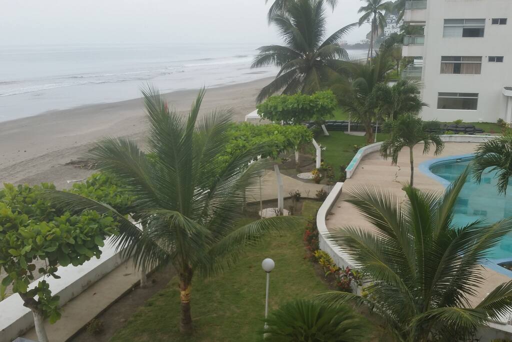 VISTA DESDE EL BALCON