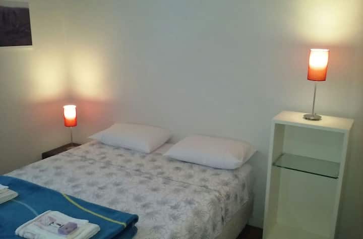 มีห้องว่าง/Quarto