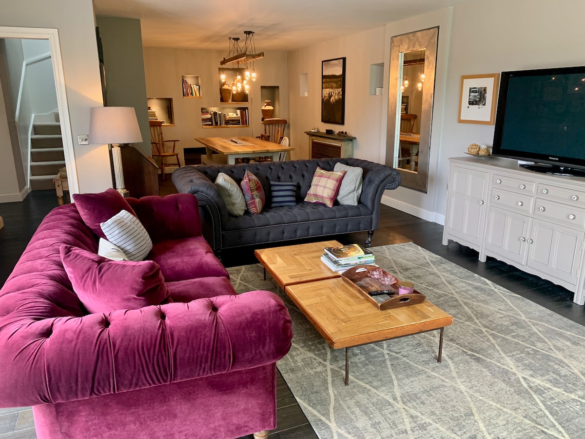 Top performing Airbnb: 5 STAR Boutique Home in Quiet Countryside. in Derbyshire