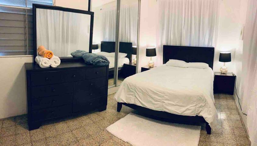 2 Level 1 BR Apartment Ocean Park Parking - 2