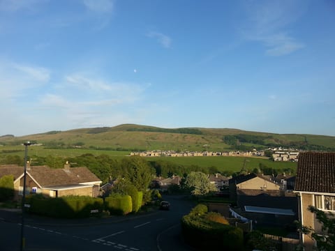 Top Airbnb: Comfortable Family House near Skipton Castle in Skipton