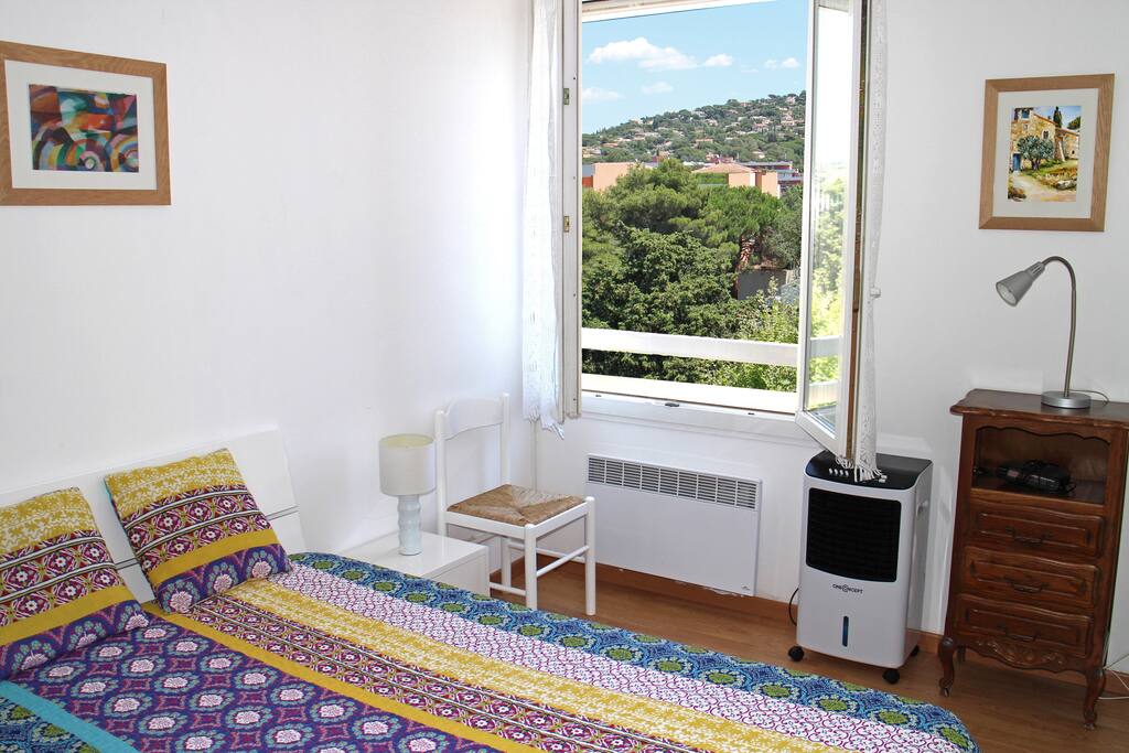 Grande chambre.
Literie neuve et très confortable