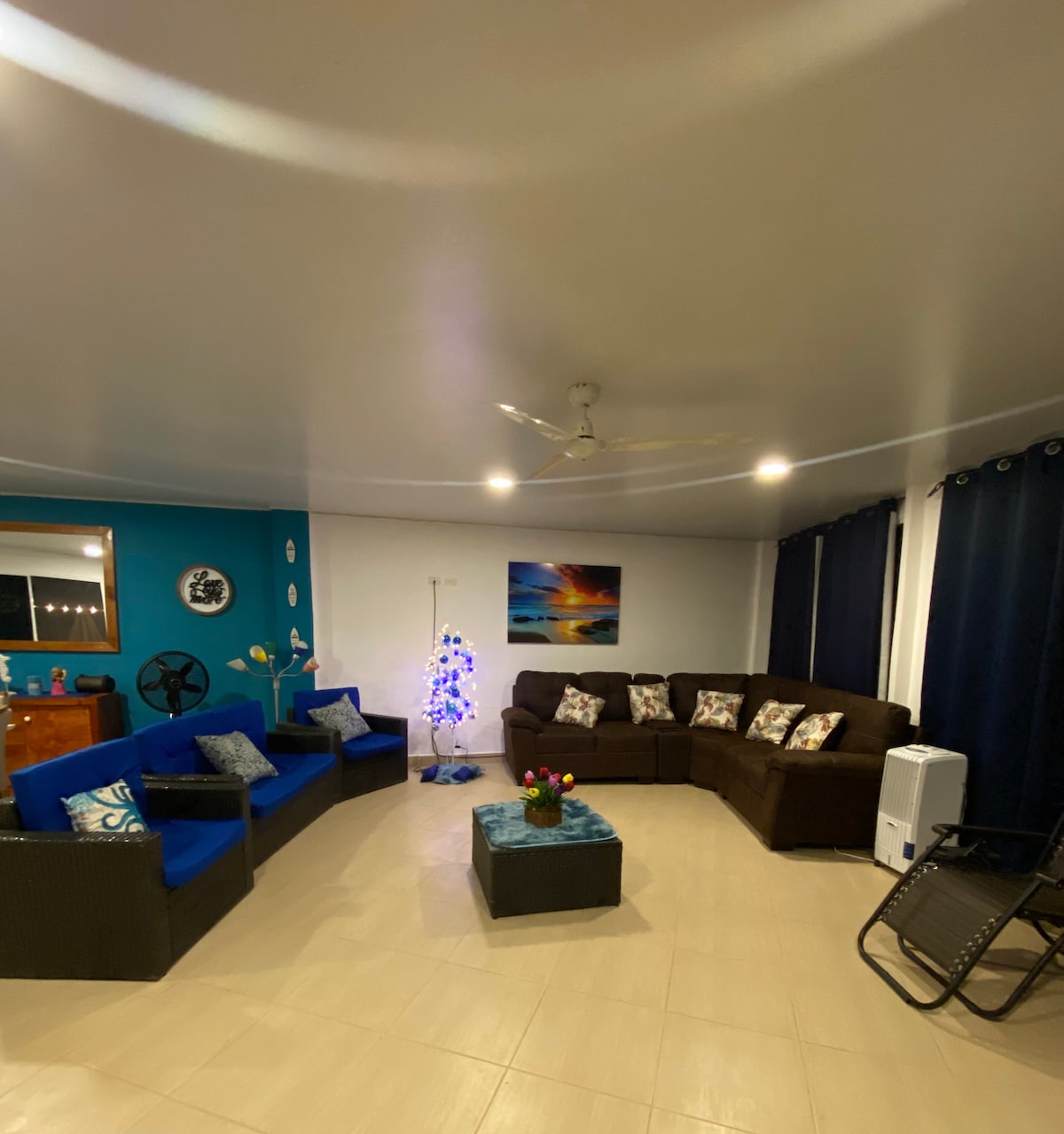 Welcoming Beach House in Atami, near El Tunco Surf
