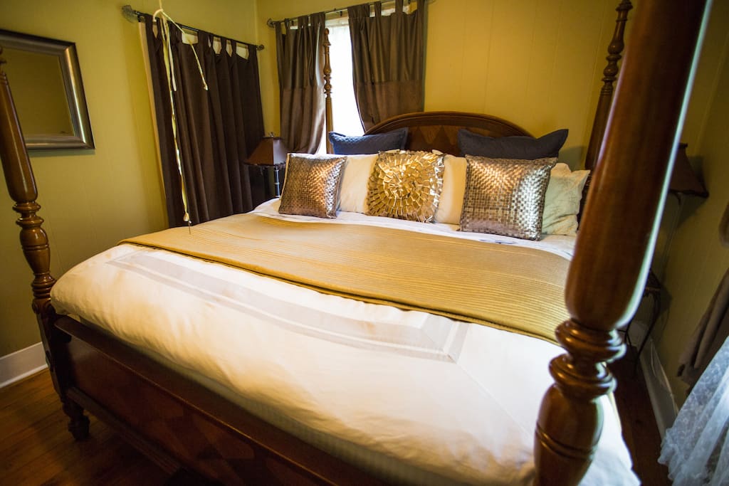Master Tenor Bedroom