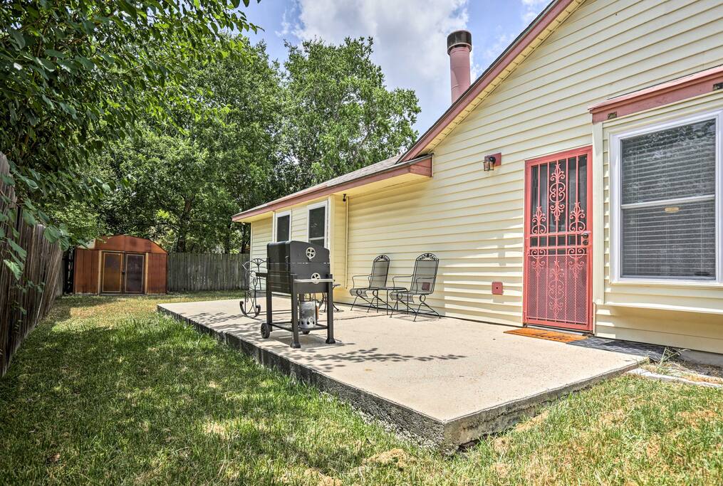 Spend evenings of laughter and storytelling on the backyard patio.