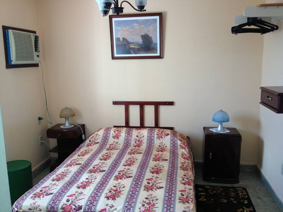 cama matrimonial hab 1