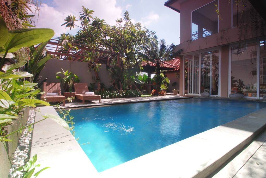 5 BEDROOM PRIVATE POOL VILLA