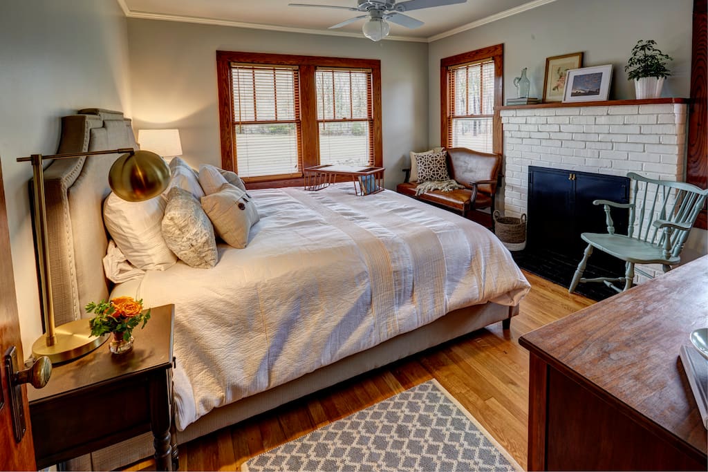Front bedroom with king bed
