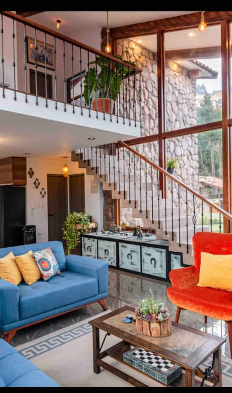 Hummingbird refuge in the Sacred Valley of the Incas