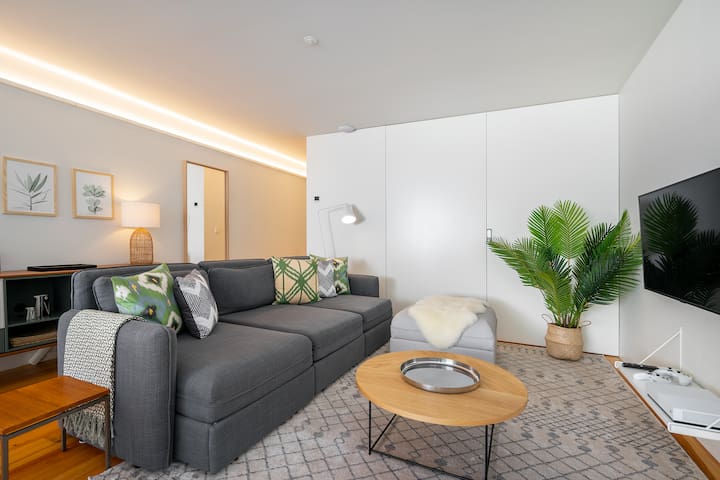 NEW – Amazing City Centre Villa with Private Pool gallery image 4