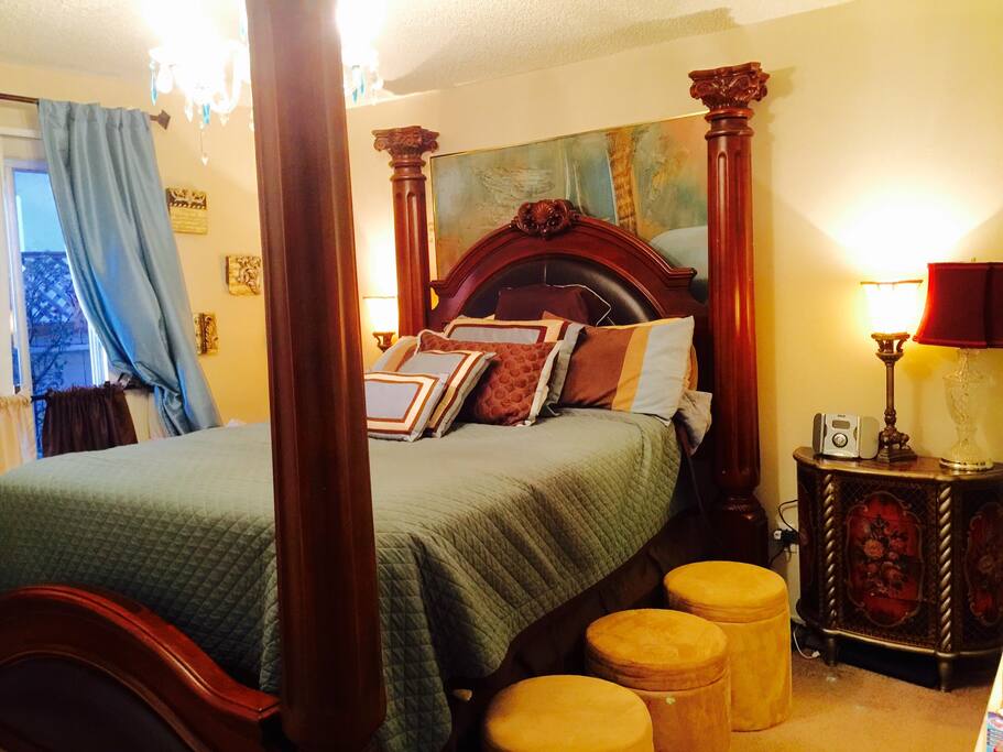 This is the master bedroom with queen bed. You might get upgraded to this room with private bath.