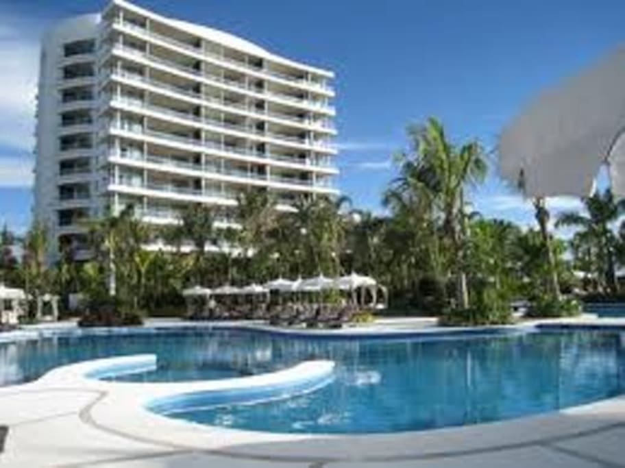 Luxxe Tower One