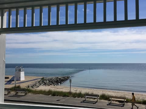 Top performing Airbnb: FABULOUS OCEAN VIEWS-Oak Bluffs Condo Across Beach in Oak Bluffs