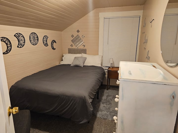 საძინებელი 2