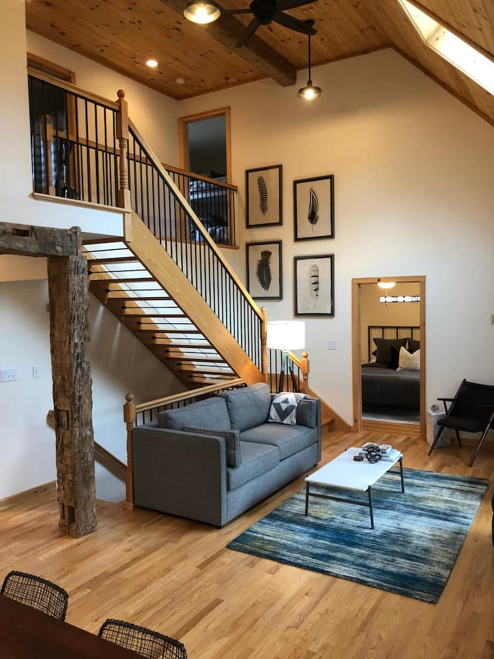 Gray House by the Slopes All Season Luxury Retreat Houses for Rent in