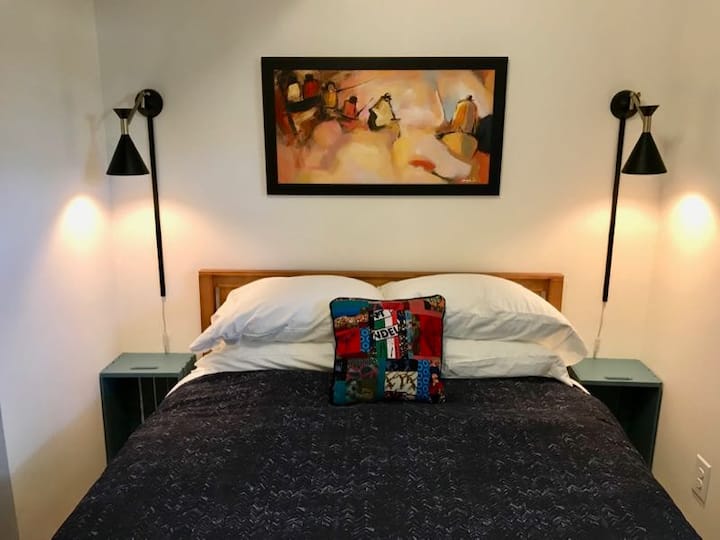 Queen Bed