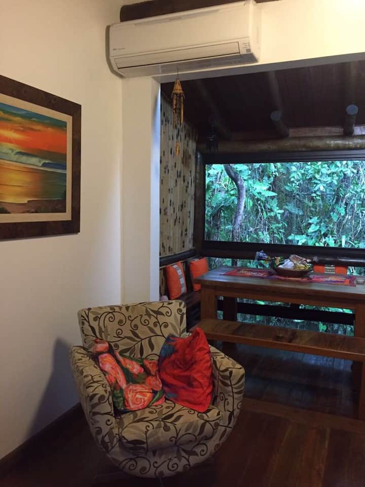 მისაღები ოთახი