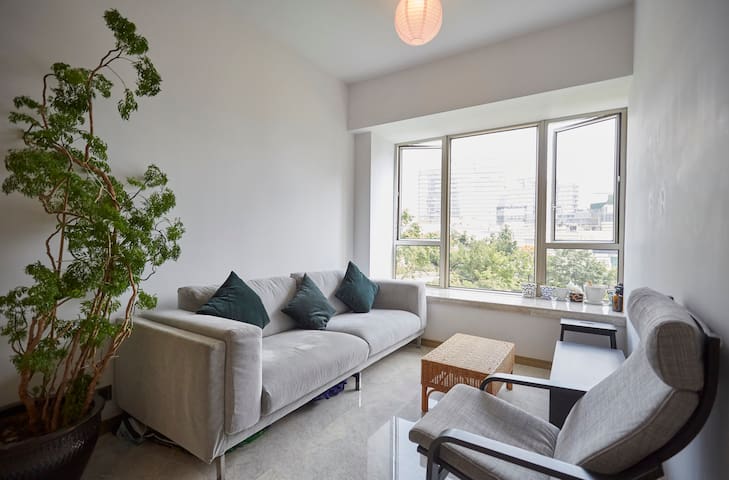 Luxe Homey 2BDR apt 3mins from TST-MTR station