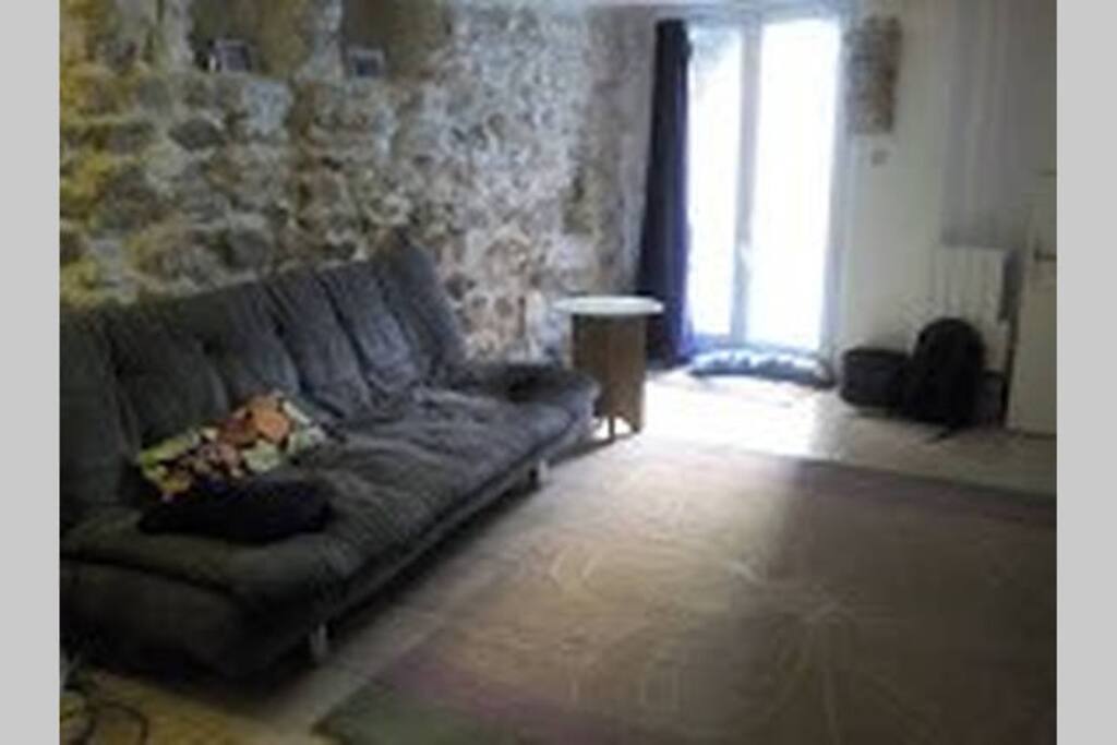 salon attenant à la chambre