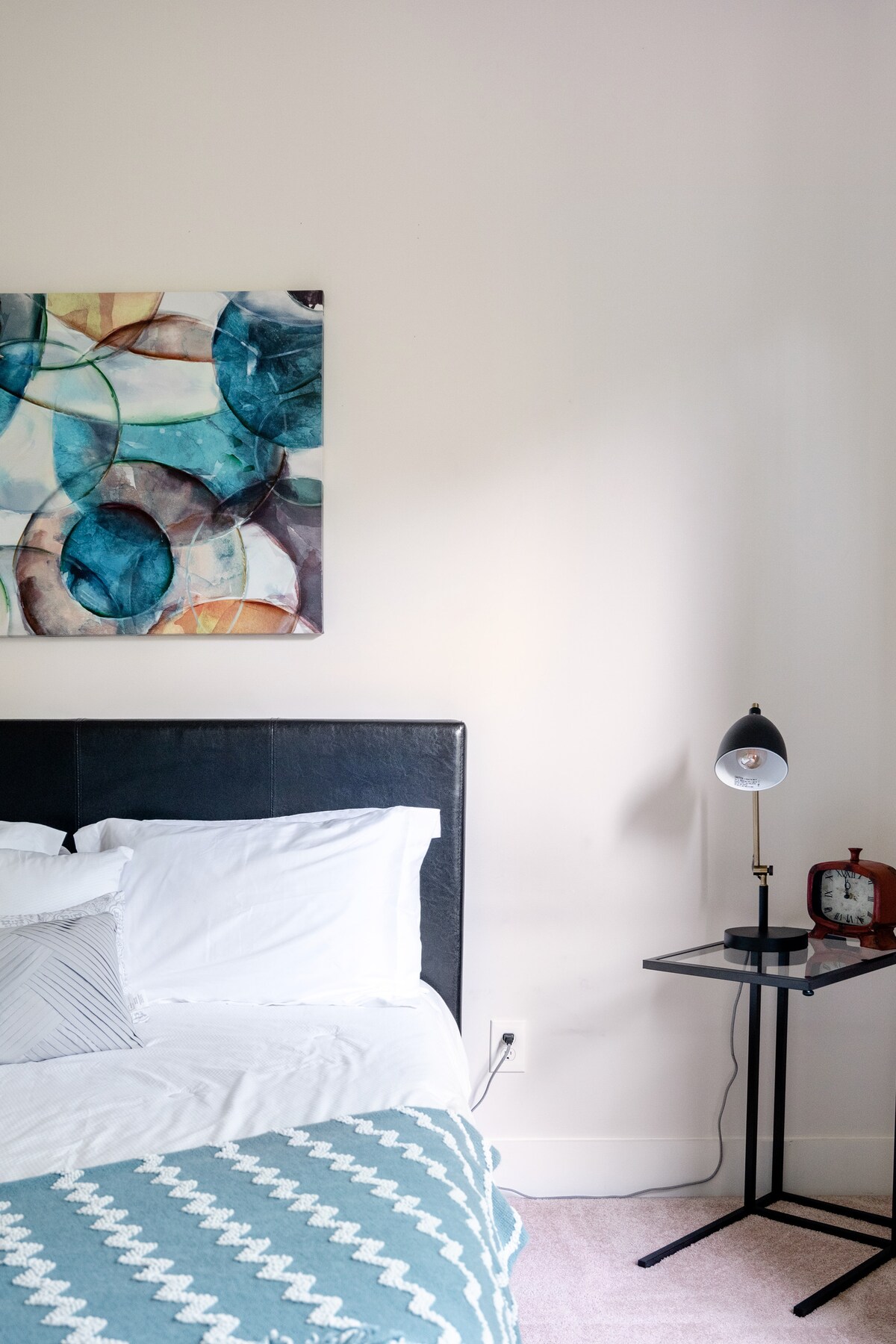 Inviting, Roomy Escape in Hip East Austin with a Garage Gym