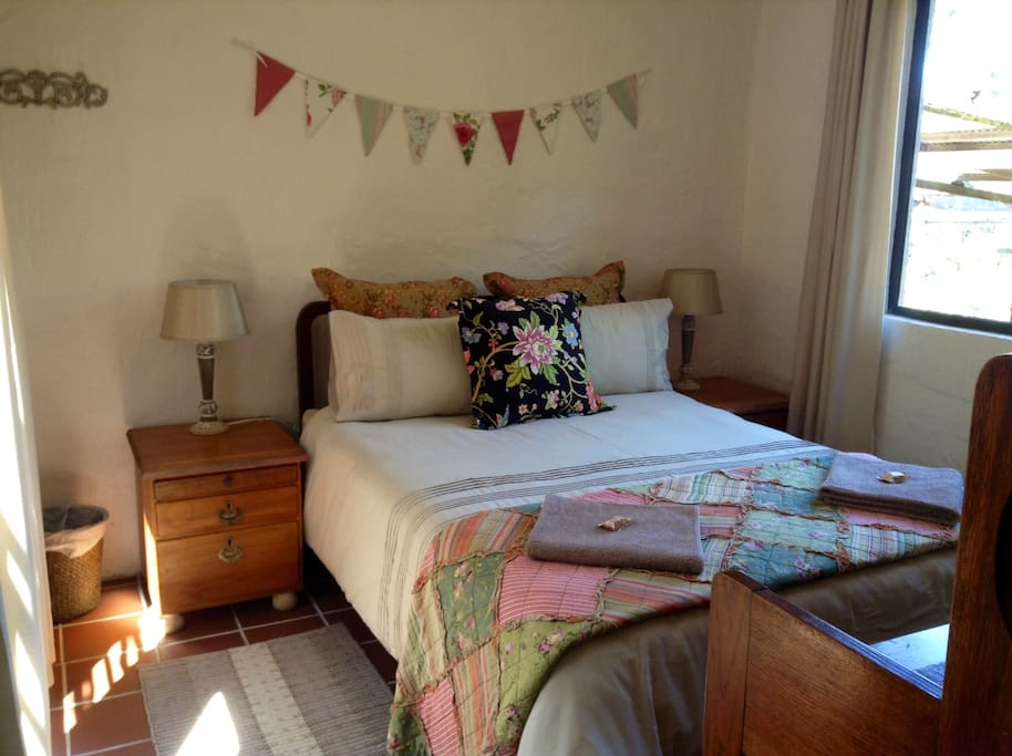 Main bedroom Owl Cottge
