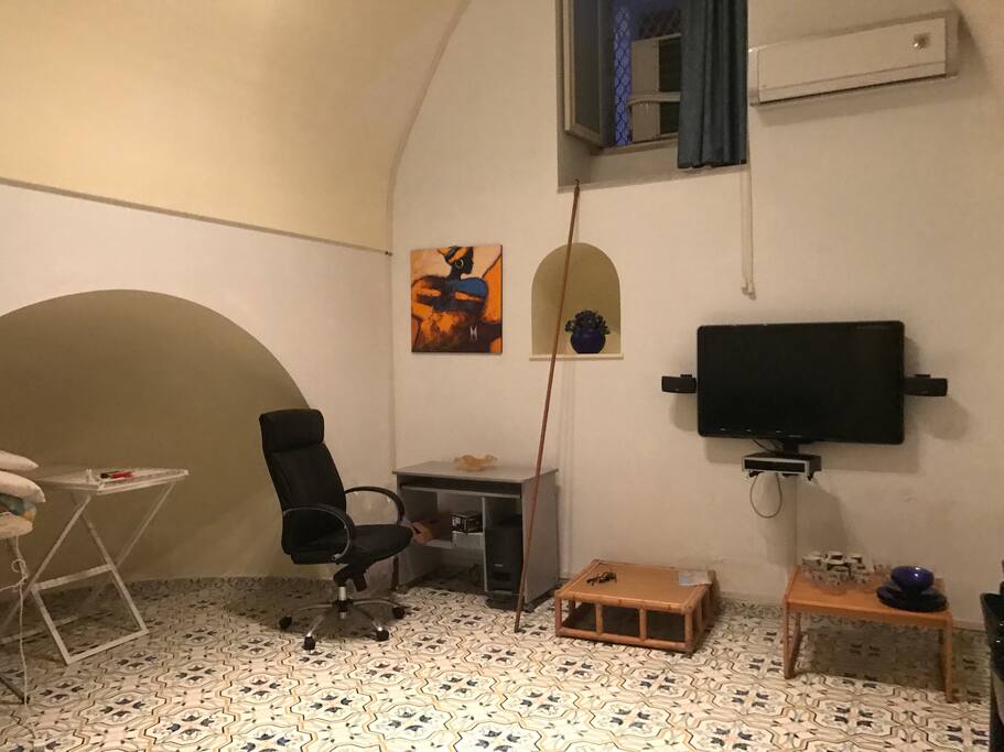 Salone con divano letto per due