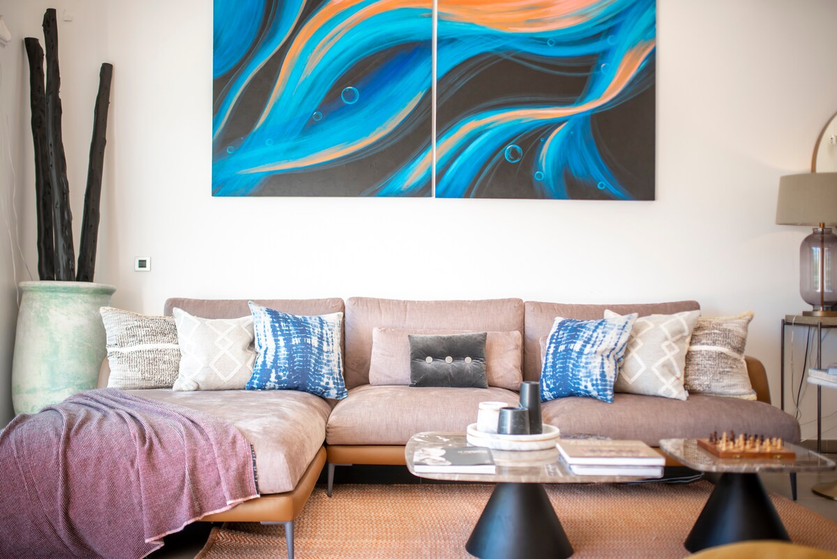 Successful Airbnb property: Cap Martinet Talamanca Can Tashellu Boutique Vila in Santa Eulària Des Riu