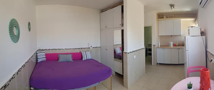 Beautiful bright studio in the center of Netanya close to everything