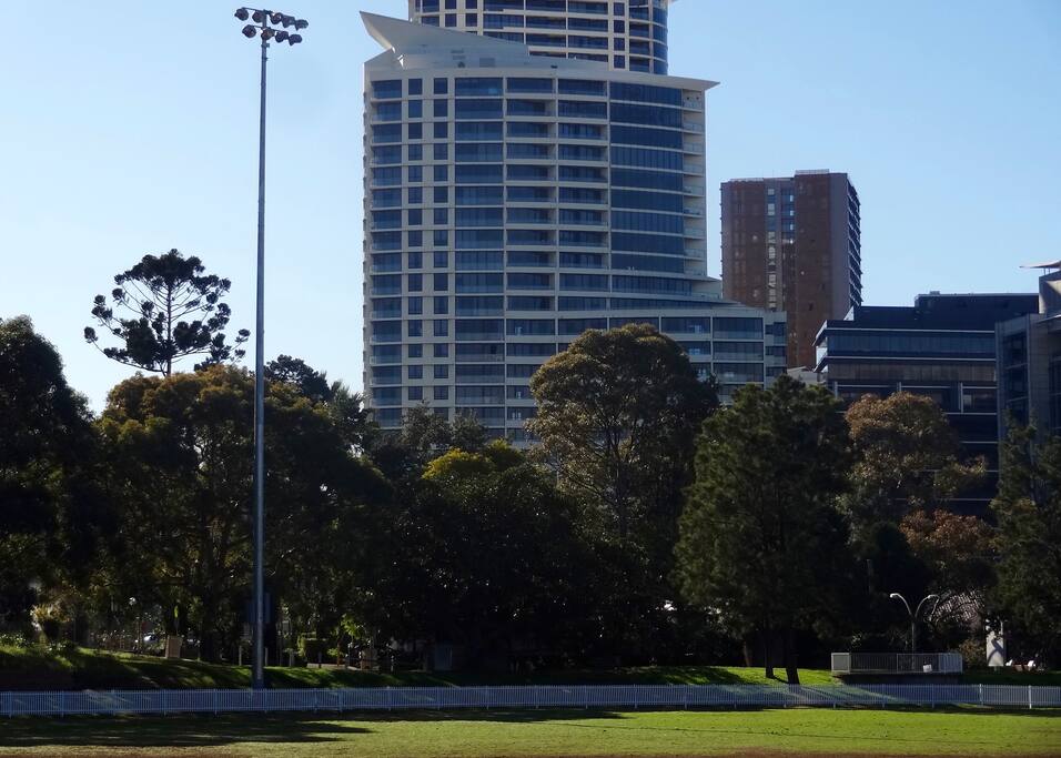 Luxury apartment building, Forum West. Great convenient location.
