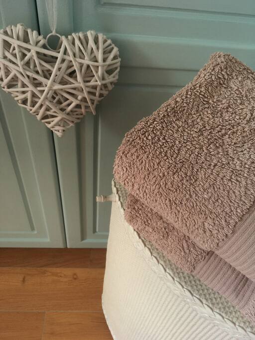 Fresh towels and toiletries