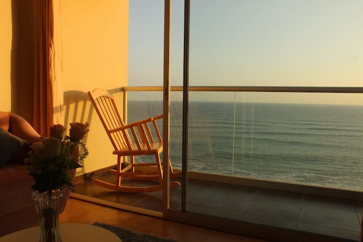 6Cozy room in beautiful apartment