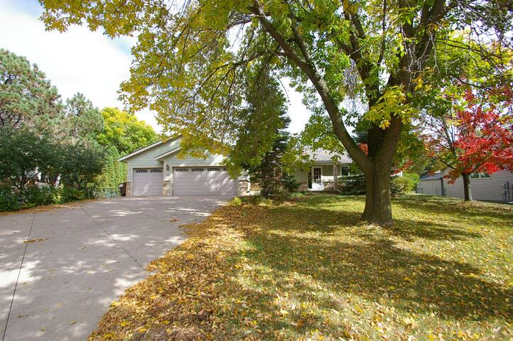 Colby Lake Place, On Colby Lake gallery image 4