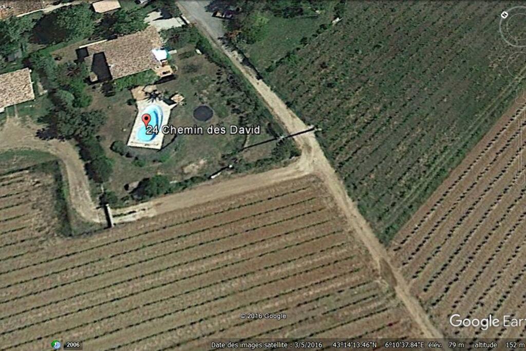 Vue Google maps de la maison et du Hameau