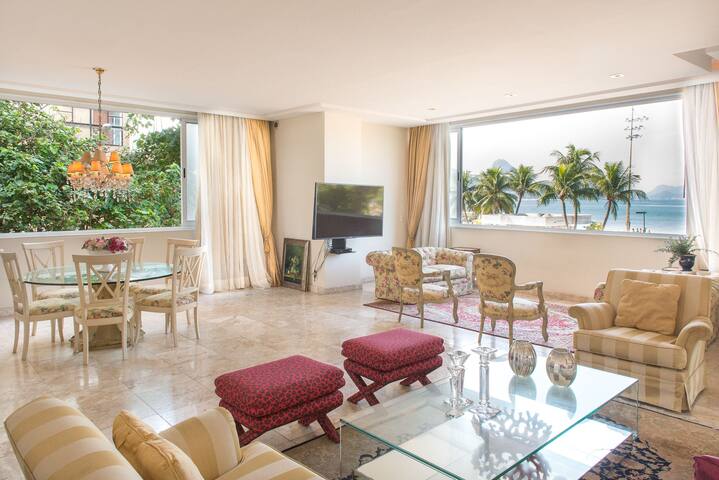 COPACABANA OCEANVIEW 3 SUITES ALUGO MENSAL gallery image 3