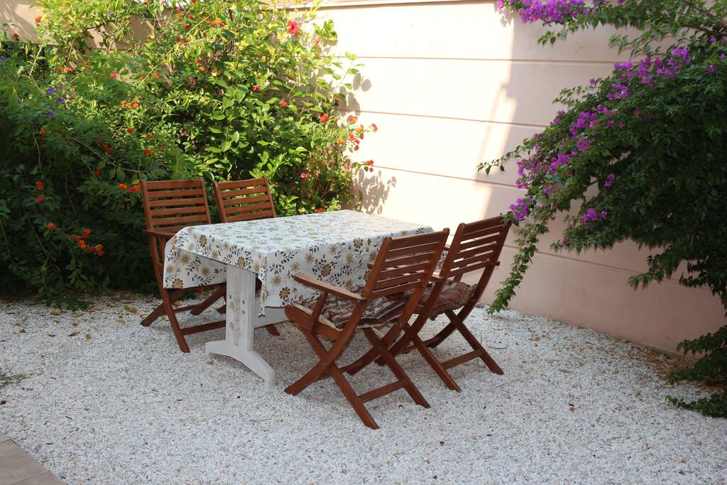 Bahçe