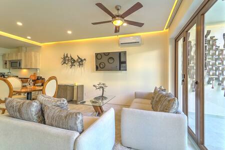 Nayri Life & Spa 208