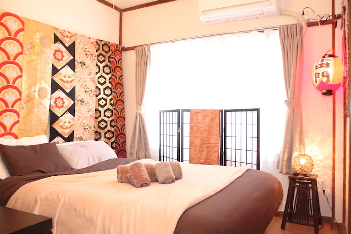 Traditional JP style, no cleaning fee