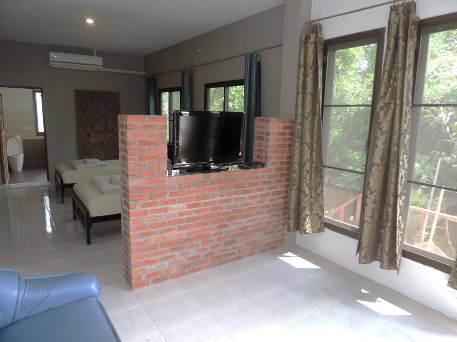 # 1 B ante room and bedroom