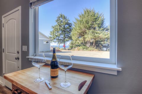 Oceanside Forestway Getaway