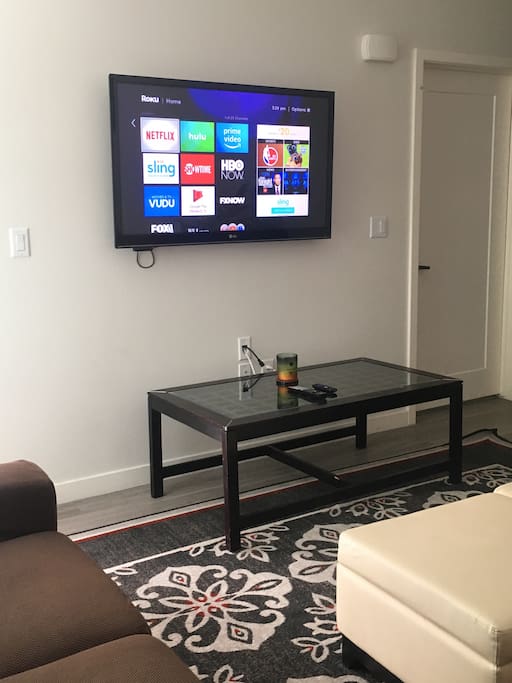 Living room with cable
