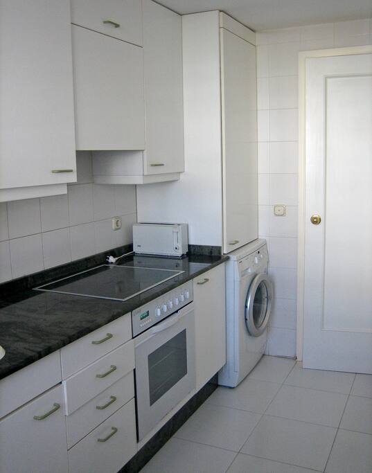 Cocina plenamente equipada.